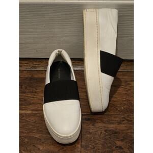 Via Spiga V-Traynor Porcelan LE White/black EURO 37/US 7